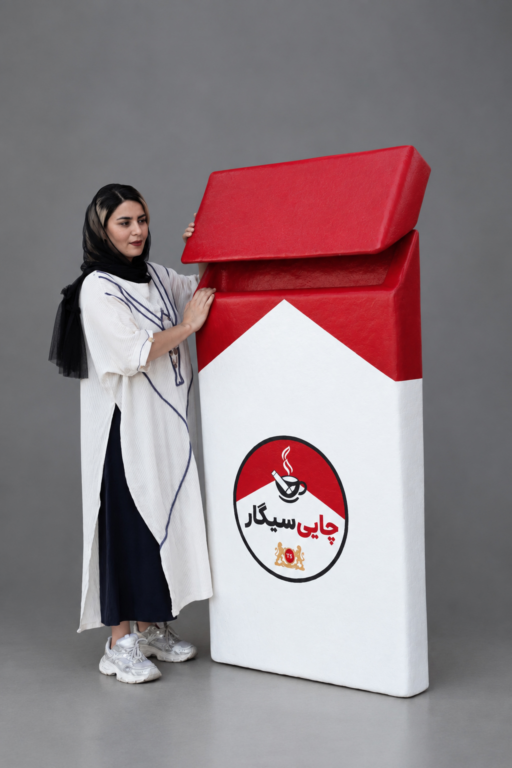 ماکت سیگار غول آسا
